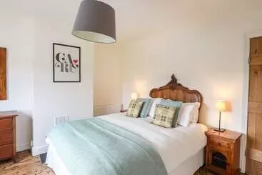 Shamrock Cottage