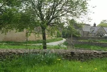 Honeysuckle Cottage