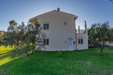 Hotel Parea Kalamitsi