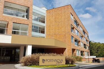 Appart'hotel Portanova Suites