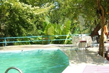 هتل آپارتمان Waldvilla