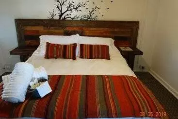 Hostal Lago Cóndor