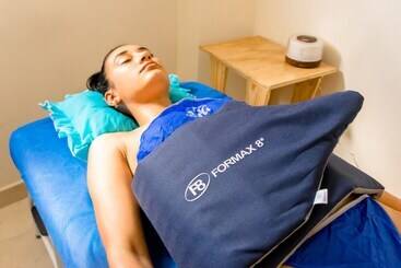 هتل Hostal La Masia