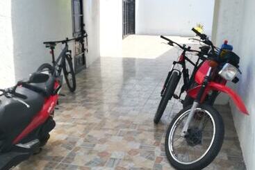 Pension Casona De Los Pinto