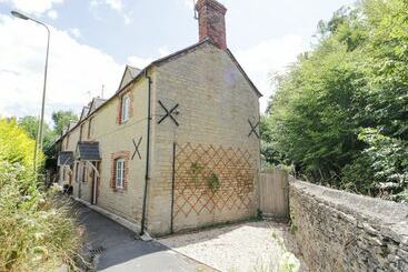 コテージ Blenheim Edge, The Causeway