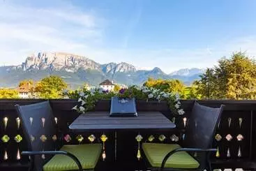 ホテル Bemelmans Post