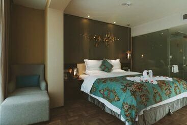 Tulip Inn Huaxi Hotel   Guiyang