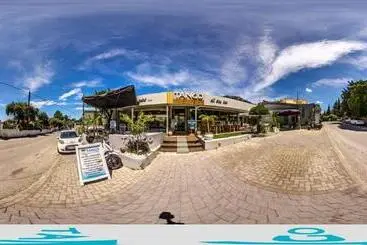 Apartahotel Tango Studios