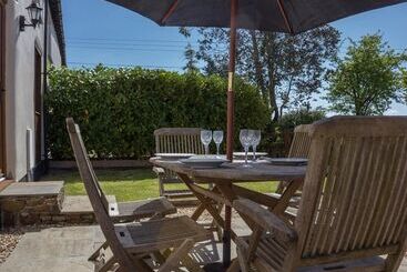 Сельский дом The Croft