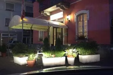 هتل Domodossola