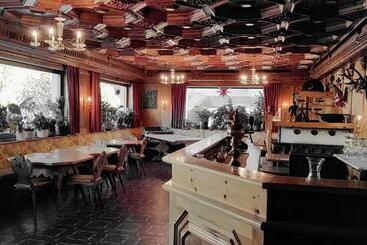 酒店 Tiroler Adler