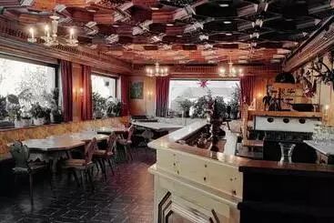 בית מלון כפרי Tiroler Adler