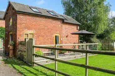 Mökkimajoitus Chequer Stable