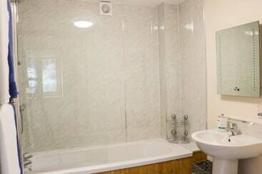 별장 The Barn At Pillocks Green