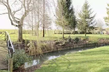 Mökkimajoitus The Haybarn