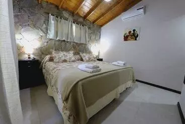 Mökkimajoitus Cabañas Victoria