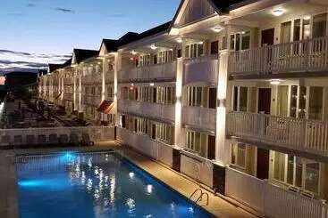 Hotelli Desert Sand Resort