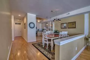 Hotelli Hemingways By The Sea