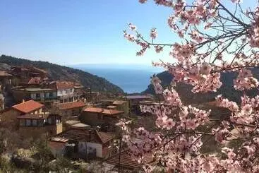 ホテル Qekik Boutique Kazdaglari