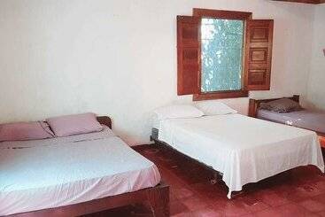 Mi Casa Hostel & Hotel El Tesoro