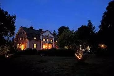 Herrgårds Hotell Gyllene Hästen