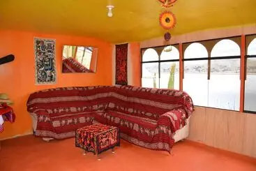 Hotel Uros Aruntawi Lodge
