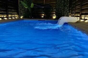 پانسیون Eden Paradise Spa Ecolodge