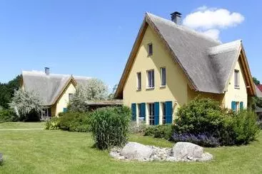 Mökkimajoitus Reetdachhaus In Krienke