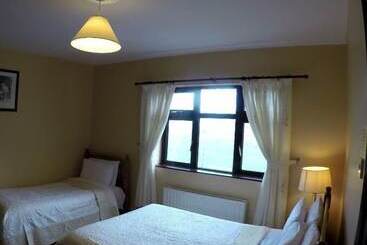 Castleview Golf Course B&b