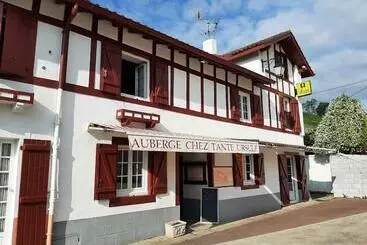 ホテル Auberge Tante Ursule