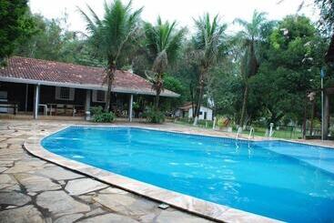 ホテル Pousada Jardim Da Mata