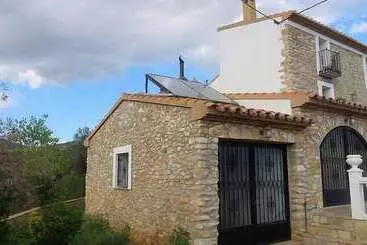 Mökkimajoitus Masia La Estela