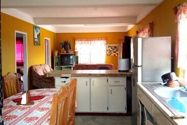 ペンション Belize Cultural Adventure Guesthouse