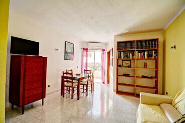 پانسیون Villas2go2 Salgados Apartment