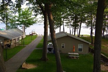 کلبه Sunset Resort