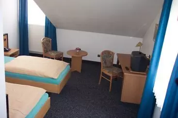 هتل Am Dreienberg