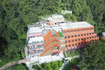 Hotel Thinking Land Lingyan Forest