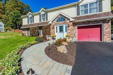 Жильё для туристов Comfortable Beautiful House!