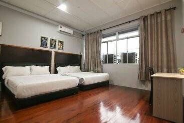 Hotelli Spot On 90044 Amida Point