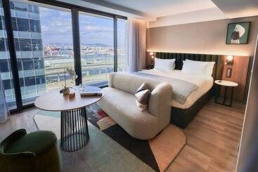 The Rockefeller Hotel By Newmark