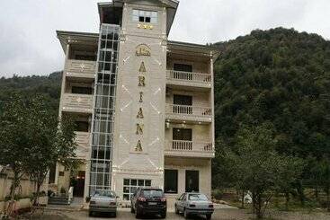 Hotel Ariana Masal
