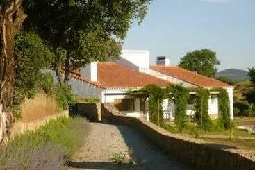 Turistihuoneistot The Olive Press   Alentejo