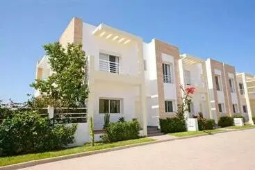 Ferienwohnungen Sidi Rahal Villa Avec Piscine à 5min De La Plage