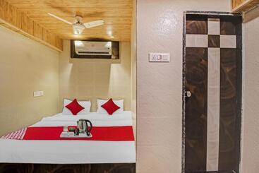 Hotel O K K Royal Residency