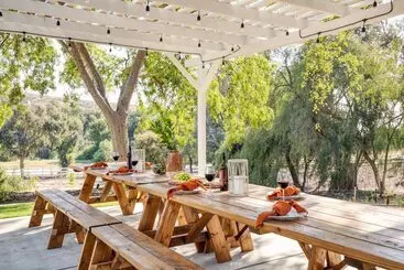 Turistihuoneistot The Riesling Retreat By Avantstay Estate W Pool, Hottub, Putting Green & Pickle Ball Court