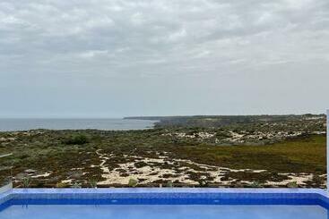 Bed and Breakfast Alojamento White Rose Boutique