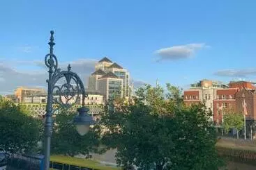 Majatalo Liffey View Suite