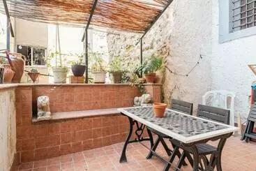 آپارتمان‌های توریست‌ها Appartamento In Pieno Centro Storico Con Terrazzo “o’vicariello”