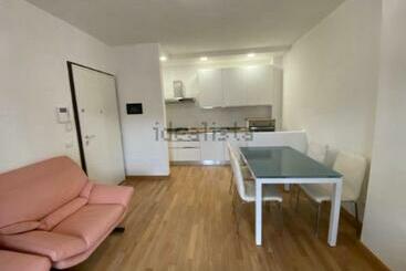 Apartamenty turystyczne Appartamento Sul Mare Nettuno