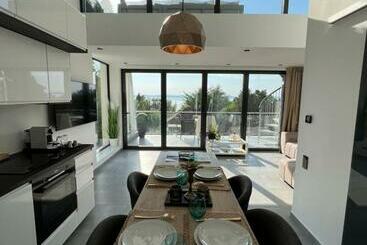 관광객 아파트 Aris Apartman